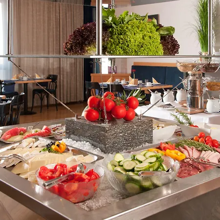 Seehotel * Friedrichshafen